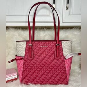 Michael Kors Voyager Large Leather Logo Tote